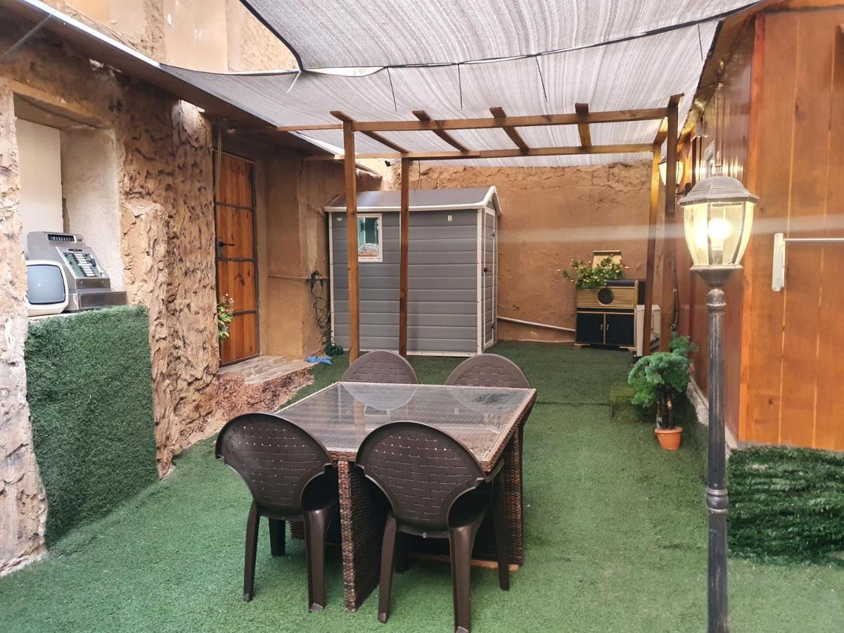 Luxury tent La Chocita De Tortosa